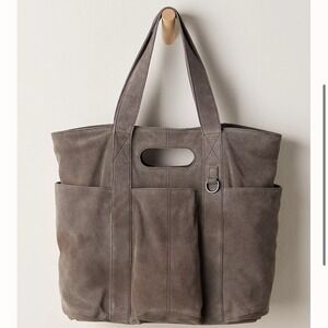 Free People Suede Caravan Tote %100 Leather (suede) in grey NEVER USED